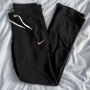 Nike straight leg sweatpants